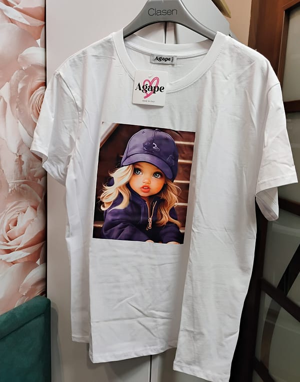 T-shirt z laleczką