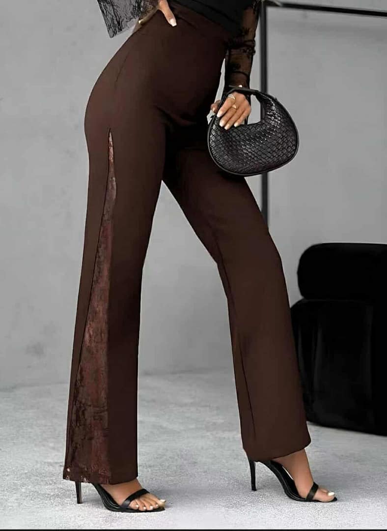 Spodnie elastyczne z koronką