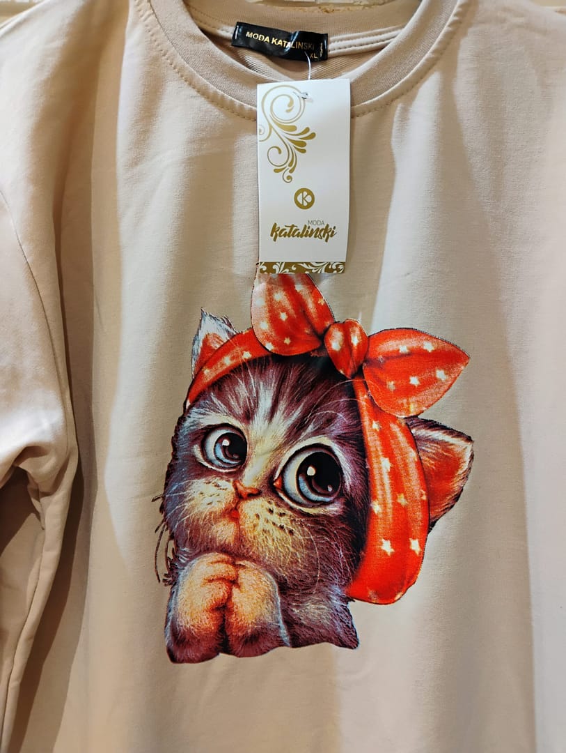 Bluza z kotkiem - obrazek 2