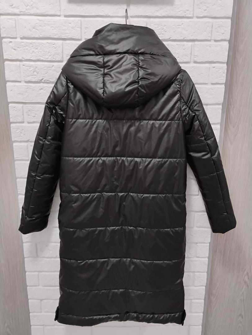 Czarna kurtka - obrazek 2