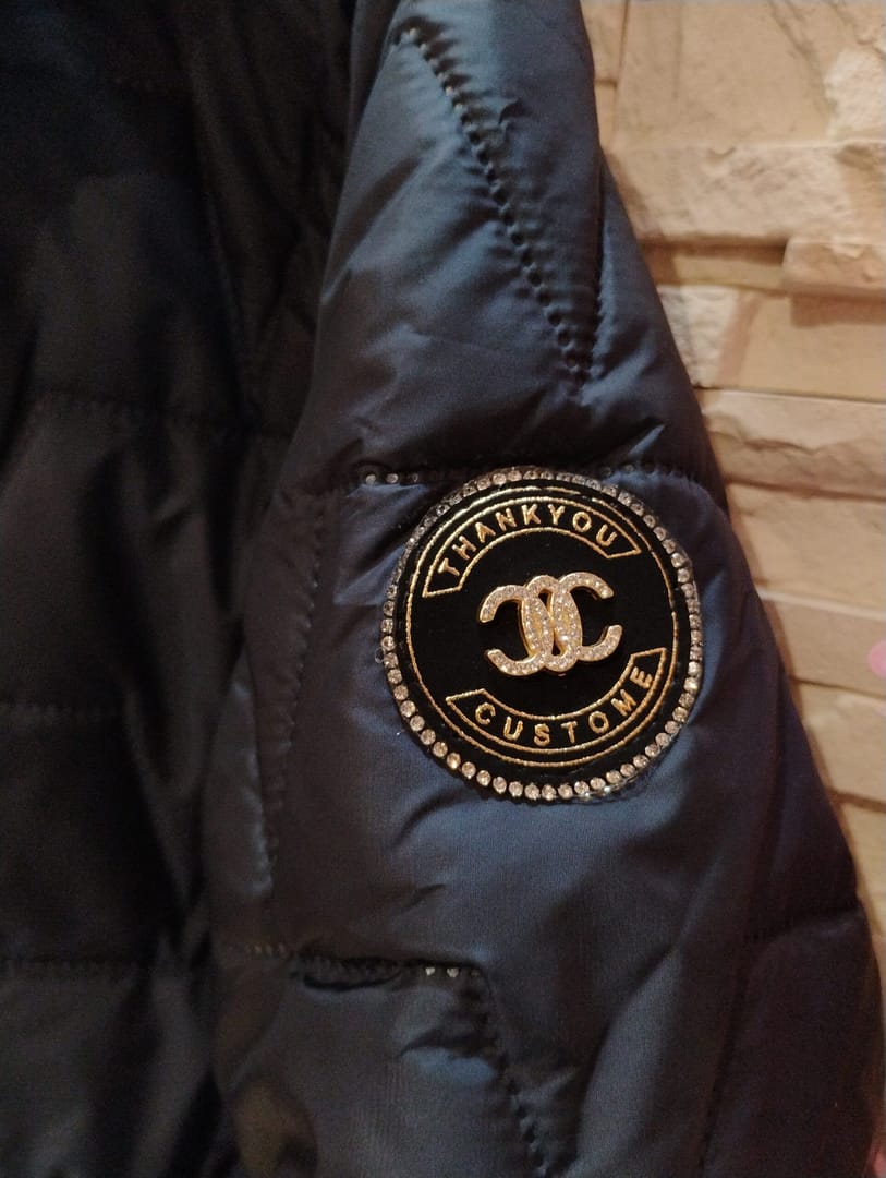 Ciemno granatowa kurtka damska - obrazek 3