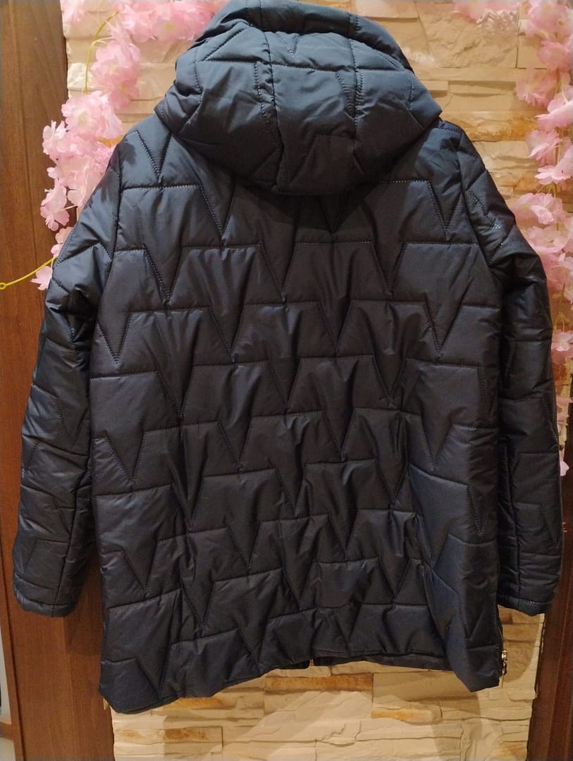 Ciemno granatowa kurtka damska - obrazek 2