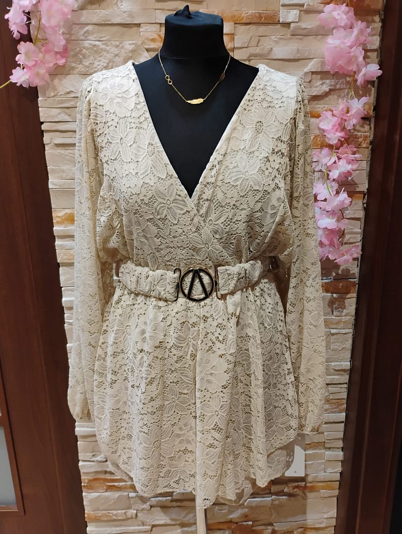 Kombinezon z koronki - obrazek 3